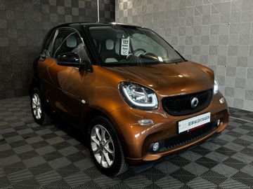 Gebrauchtwagen Smart ForTwo ForTwo fortwo*PASSION*COOL&AUDIO-PANO-SHZ-LM 15" in Dirlos