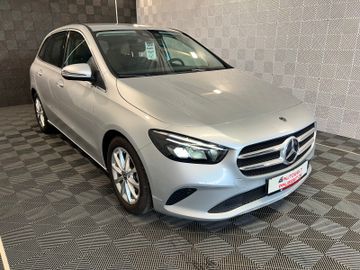 Gebrauchtwagen Mercedes-Benz B 200 B 200*BUSINESS*LED-R.KAM-MBUX-SHZ-DAB-TEMP-17" in Künzell