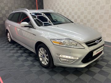 Gebrauchtwagen Ford Mondeo Mondeo Turnier Titanium R.KAMERA-TOUCH-METALLIC in Dirlos