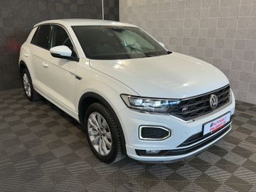 Gebrauchtwagen Volkswagen T-Roc T-Roc 1.5 TSI Sport*R LINE*LED-R.KAM-SPUR-SP.FW in Dirlos
