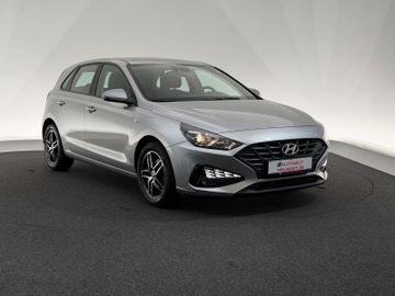 Gebrauchtwagen Hyundai i30 i30 1.0 T-GDI*SELECT*TEMPO-SPUR-PDC-SHZ-LHZ in Dirlos
