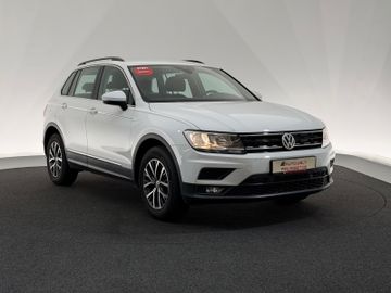 Gebrauchtwagen Volkswagen Tiguan Tiguan*COMFORTLINE*4MOTION-KLIMA-DSG-SPUR-17 in Fulda